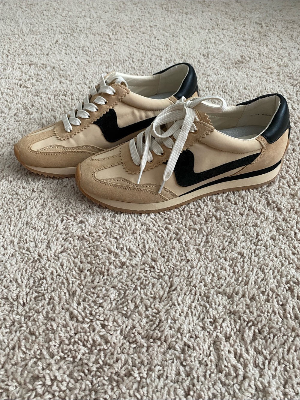 Dolce Vita Beige and Black Retro Sneakers - Picture 7 of 9